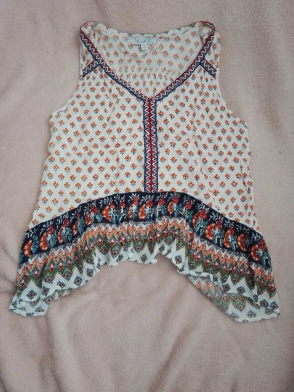 Patrons of Peace - Boho Tank Top Blouse Hi-Low | XS | Floral Pattern - Picture 6 of 6
